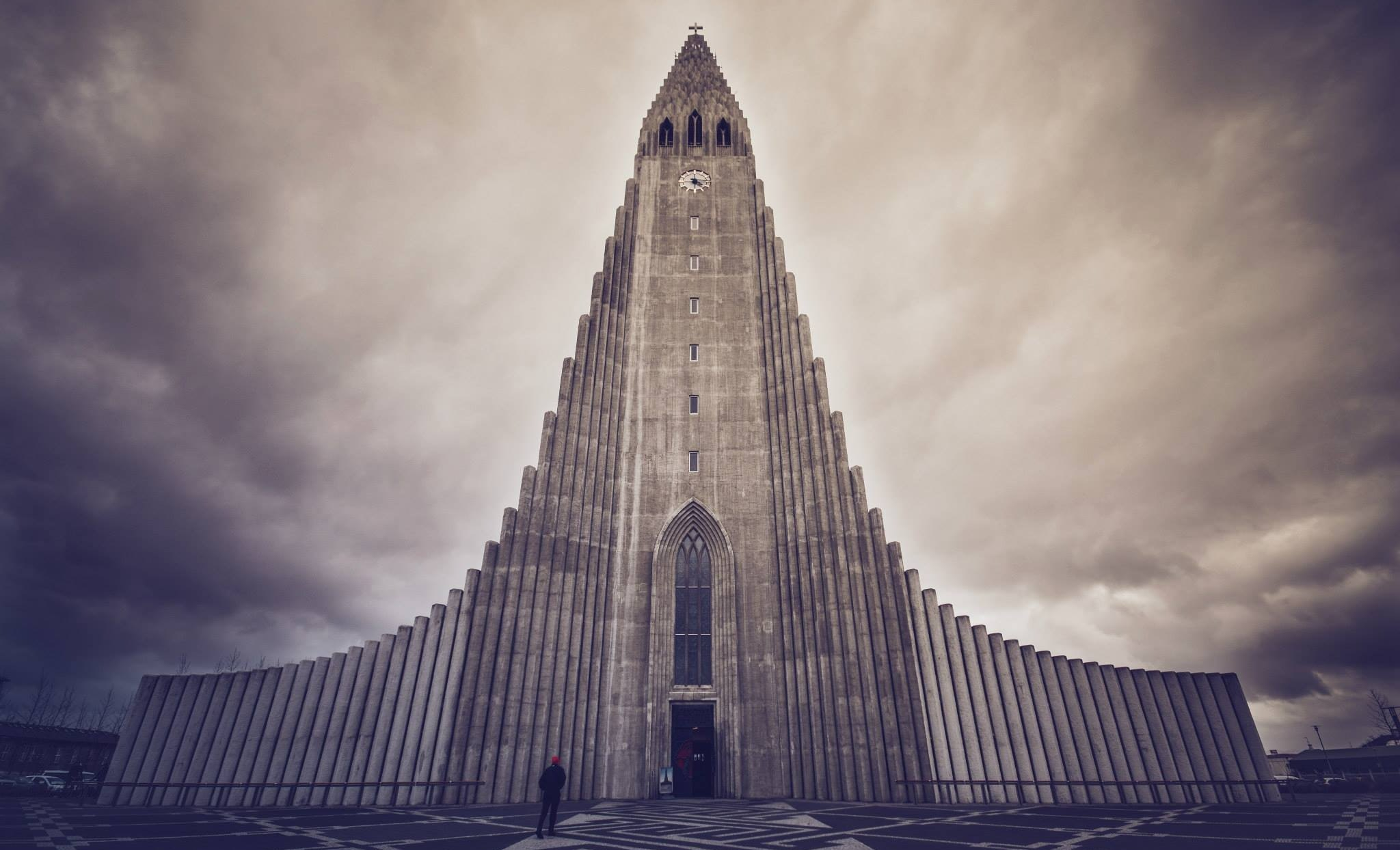 chris-lawton-17690-unsplash